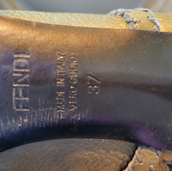 Vintage-FENDI Selleria GOLD leather boots - Picture 7 of 12